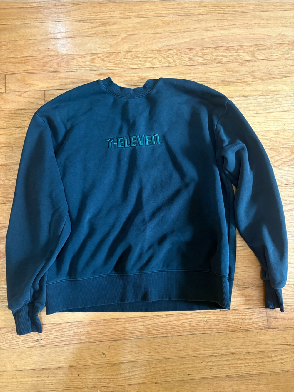 Seven-Eleven Green Embroidered Crewneck Sweatshirt